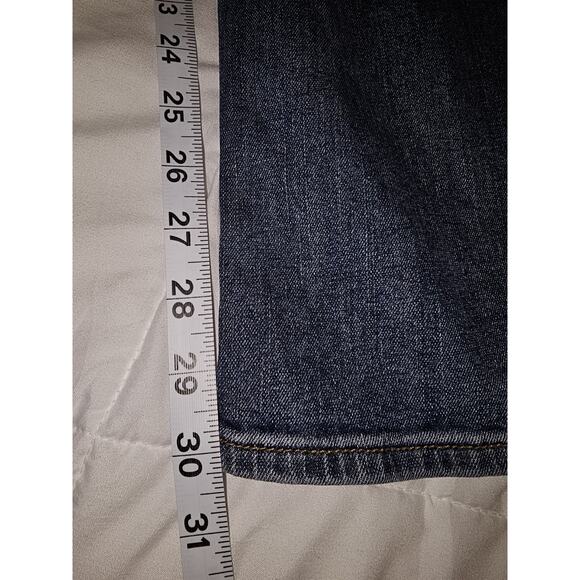 Levi Signature Gold Women’s Slim Fit Blue Jeans Size 30 Mid Rise - Picture 3 of 7